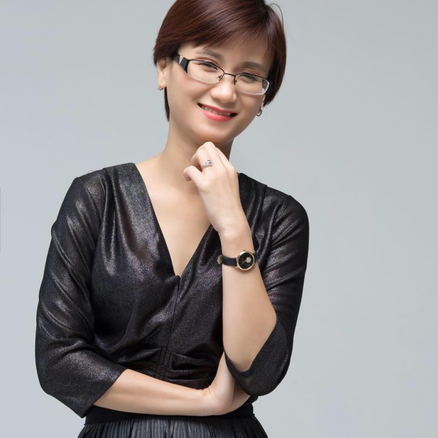 Nữ sinh lọt Chung kết Olympia năm thứ 2: 20 năm sau sự nghiệp đỉnh không kém Quán quân, xem cuộc sống hiện tại mà nể - Ảnh 3. Nữ sinh lọt Chung kết Olympia năm thứ 2: 20 năm sau sự nghiệp đỉnh không kém Quán quân, xem cuộc sống hiện tại mà nể - Ảnh 3.