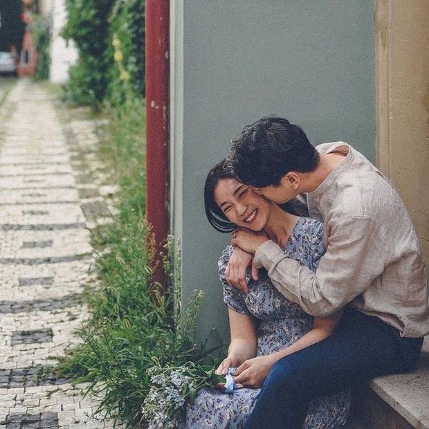  Tình yêu của người trưởng thành chỉ cần 1 tuần là đủ cho mọi thứ diễn ra: Người ta nói về tiền bạc, nhà cửa, xe cộ và cả chuyện nhạy cảm hơn nữa!  - Ảnh 3.