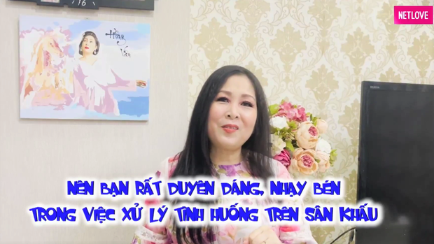 NS Hồng Vân lên sóng livestream thẳng thắn làm rõ thông tin sang Mỹ định cư và bị cấm sóng - Ảnh 1.