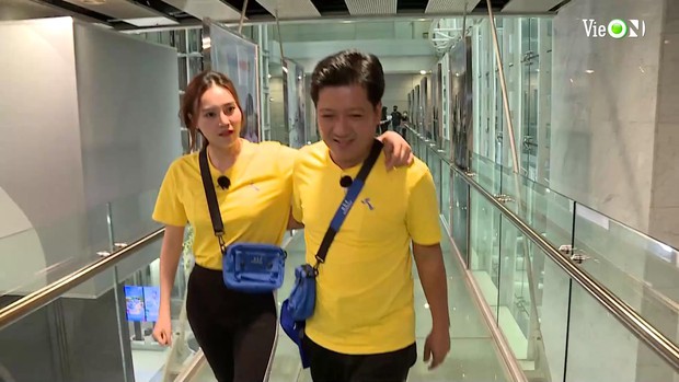 Lan Ngọc - Trường Giang thua ê chề liên tiếp, Jun Phạm khoái chí với da thịt của Karik - Ảnh 5. Lan Ngọc - Trường Giang thua ê chề liên tiếp, Jun Phạm khoái chí với da thịt của Karik - Ảnh 5.