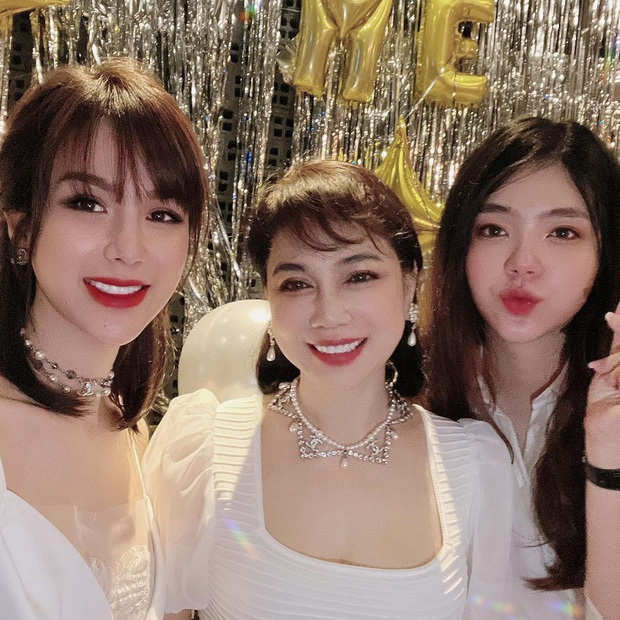 Mẹ chồng Diệp Lâm Anh ra mặt bênh vực con dâu giữa tin ly hôn, còn mối quan hệ những cặp mẹ chồng - dâu hào môn khác thì sao? - Ảnh 5.