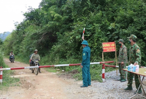 Điện Biên siết chặt kiểm soát người nhập cảnh từ Lào vào địa bàn - Ảnh 5.