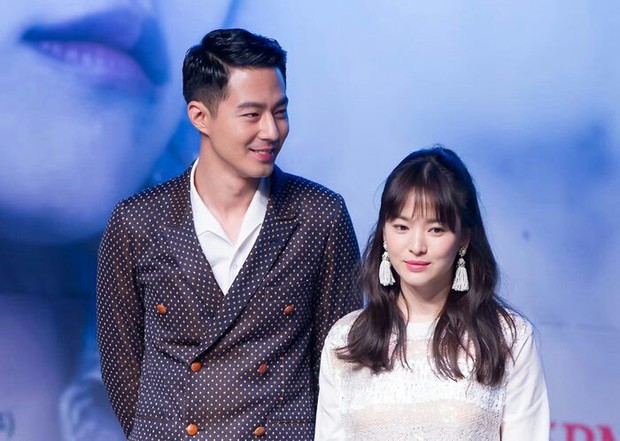 Song Hye Kyo dính lời nguyền: Bị đồn yêu 9 bạn diễn siêu sao với cái kết chung, đỉnh điểm nghi vấn cắm sừng Song Joong Ki - Ảnh 14.