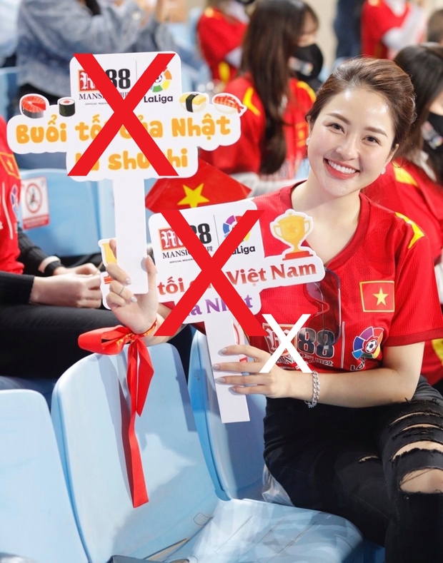 2 hot girl nổi tiếng thị phi mượn cớ đi cổ vũ ĐT Việt Nam nhưng thực chất là PR cho sàn cờ bạc, cá độ bóng đá? - Ảnh 1.