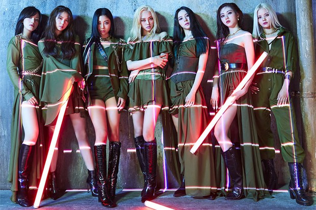 Bạn thân Lisa (BLACKPINK) rời nhóm sau phốt phân biệt chủng tộc: Netizen hả hê tiễn vội! - Ảnh 3. Bạn thân Lisa (BLACKPINK) rời nhóm sau phốt phân biệt chủng tộc: Netizen hả hê tiễn vội! - Ảnh 3.