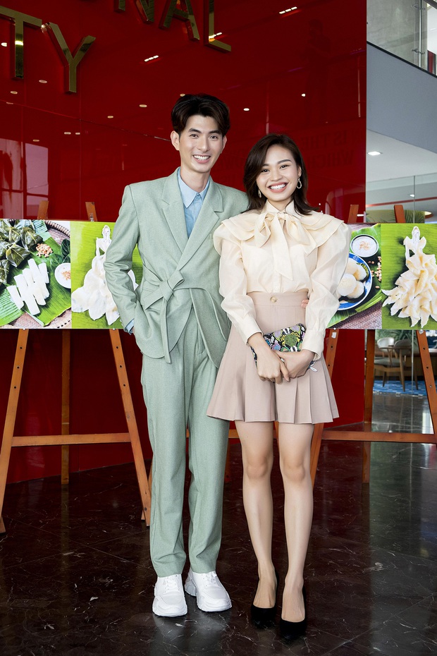 Quân đoàn mỹ nhân đổ bộ sự kiện Vbiz: Nam Em xinh như nàng thơ, Lynk Lee - Lương Mỹ Kỳ đọ sắc ai hơn ai? - Ảnh 12. Quân đoàn mỹ nhân đổ bộ sự kiện Vbiz: Nam Em xinh như nàng thơ, Lynk Lee - Lương Mỹ Kỳ đọ sắc ai hơn ai? - Ảnh 12.