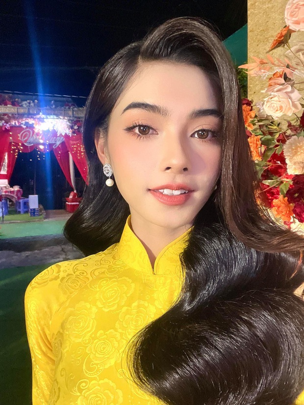 Cô dâu hot nhất MXH: Mang gánh nặng 30 cây vàng, 400 triệu đồng trong ngày cưới - Ảnh 3. Cô dâu hot nhất MXH: Mang gánh nặng 30 cây vàng, 400 triệu đồng trong ngày cưới - Ảnh 3.