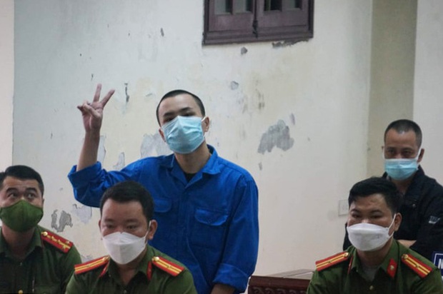 Tố Đường Nhuệ đối xử tệ bạc, cố hại mình, con nuôi tự nhận 20 năm tù giam: Tôi chỉ được cái mác con nuôi oai thôi! - Ảnh 1. Tố Đường Nhuệ đối xử tệ bạc, cố hại mình, con nuôi tự nhận 20 năm tù giam: Tôi chỉ được cái mác con nuôi oai thôi! - Ảnh 1.