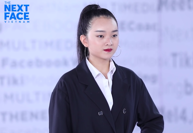 HHen Niê bức xúc ra mặt, nghi ngờ năng lực của Hoa hậu Lương Thùy Linh khi ngồi cùng ghế HLV! - Ảnh 4. HHen Niê bức xúc ra mặt, nghi ngờ năng lực của Hoa hậu Lương Thùy Linh khi ngồi cùng ghế HLV! - Ảnh 4.