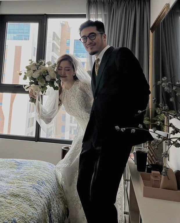 Thái Vũ và vợ tiểu thư đồng loạt có động thái sau hôn lễ bí mật, cùng làm 1 việc tâm đầu ý hợp quá rồi! - Ảnh 3. Thái Vũ và vợ tiểu thư đồng loạt có động thái sau hôn lễ bí mật, cùng làm 1 việc tâm đầu ý hợp quá rồi! - Ảnh 3.