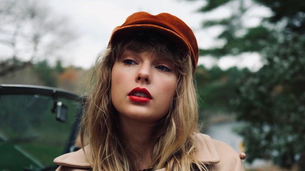 All Too Well (10 Minute version) - Taylor Swift trau chuốt hơn bao giờ hết nhưng không thể thay thế bản gốc trọn vẹn - Ảnh 2. All Too Well (10 Minute version) - Taylor Swift trau chuốt hơn bao giờ hết nhưng không thể thay thế bản gốc trọn vẹn - Ảnh 2.