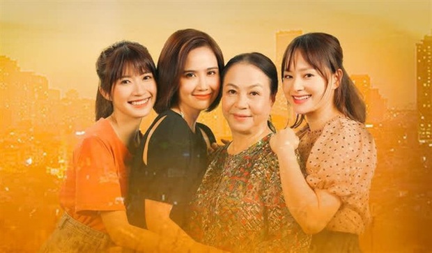 Thương Ngày Nắng Về bị cho là có nét giống Hương Vị Tình Thân, netizen la ó đừng so sánh với bom xịt thế chứ - Ảnh 5. Thương Ngày Nắng Về bị cho là có nét giống Hương Vị Tình Thân, netizen la ó đừng so sánh với bom xịt thế chứ - Ảnh 5.
