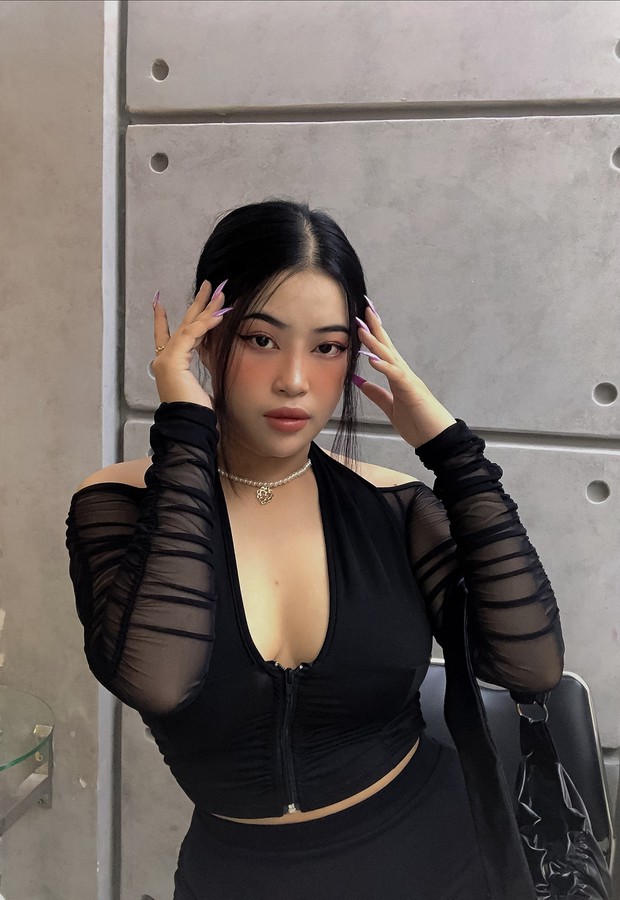 Cô nàng mũm mĩm nhận nghìn like nhờ style sexy như gái Tây, nhìn váy áo sang xịn nhưng hoá ra nhiều món giá rẻ chỉ từ 60k thôi - Ảnh 4. Cô nàng mũm mĩm nhận nghìn like nhờ style sexy như gái Tây, nhìn váy áo sang xịn nhưng hoá ra nhiều món giá rẻ chỉ từ 60k thôi - Ảnh 4.