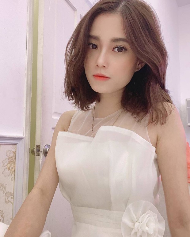 Lướt internet nhiều mà không biết những cô giáo cực phẩm này quả thiếu sót, có giáo viên còn từng lọt top 5 Hoa hậu - Ảnh 3. Lướt internet nhiều mà không biết những cô giáo cực phẩm này quả thiếu sót, có giáo viên còn từng lọt top 5 Hoa hậu - Ảnh 3.