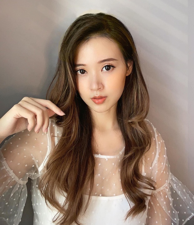 Midu tự khui ảnh tình tứ bên chàng trai giấu mặt, danh tính nam chính được netizen tìm ra trong 1 nốt nhạc - Ảnh 6. Midu tự khui ảnh tình tứ bên chàng trai giấu mặt, danh tính nam chính được netizen tìm ra trong 1 nốt nhạc - Ảnh 6.