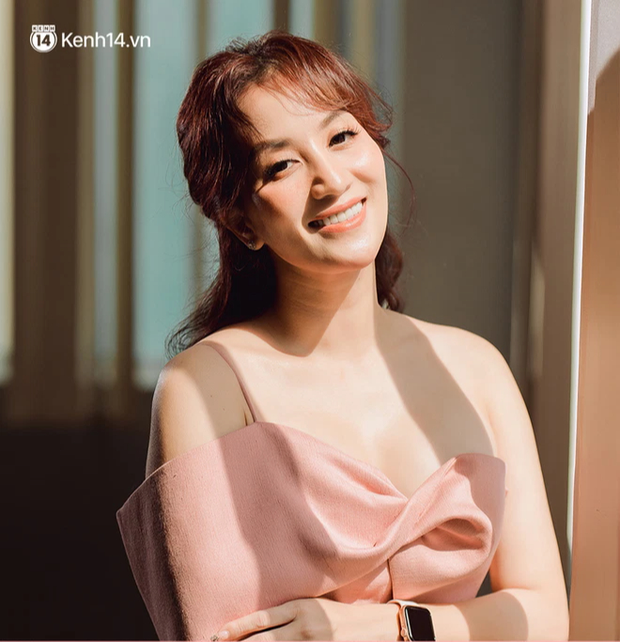 Dàn sao Việt dấn thân làm giáo viên: Đều là những tên tuổi lớn của showbiz, âm thầm dạy học nhưng ít ai biết - Ảnh 5. Dàn sao Việt dấn thân làm giáo viên: Đều là những tên tuổi lớn của showbiz, âm thầm dạy học nhưng ít ai biết - Ảnh 5.