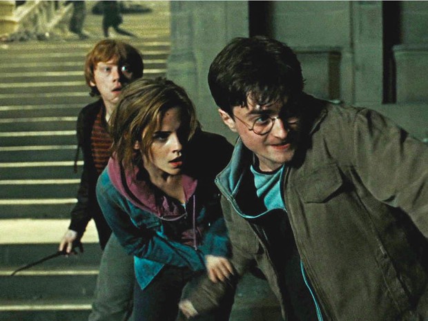 Ít ai biết, cảnh phim này ở Harry Potter tập cuối lại có ý nghĩa cực đặc biệt: 4 hình ảnh nhỏ chứng minh tất cả đã trưởng thành! - Ảnh 1. Ít ai biết, cảnh phim này ở Harry Potter tập cuối lại có ý nghĩa cực đặc biệt: 4 hình ảnh nhỏ chứng minh tất cả đã trưởng thành! - Ảnh 1.
