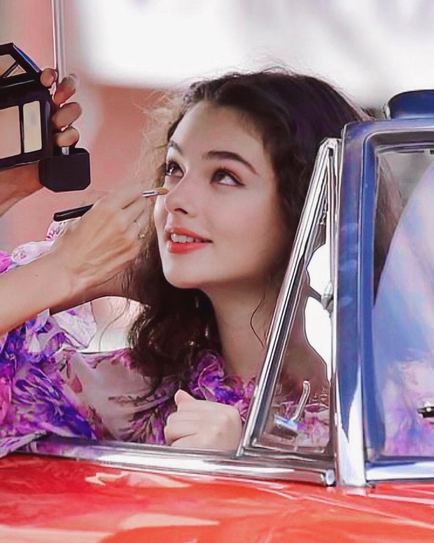 Rụng rời trước nhan sắc con gái mỹ nhân đẹp nhất nước Ý: 17 tuổi đã xinh như tiên nữ, vẻ đẹp lai Pháp Ý khiến cả thế giới sững sờ - Ảnh 3. Rụng rời trước nhan sắc con gái mỹ nhân đẹp nhất nước Ý: 17 tuổi đã xinh như tiên nữ, vẻ đẹp lai Pháp Ý khiến cả thế giới sững sờ - Ảnh 3.