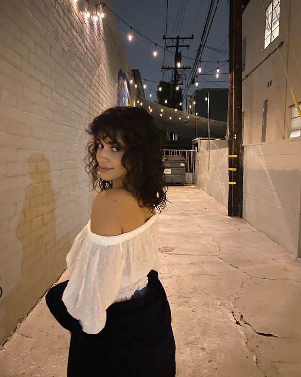 Mới chia tay mấy hôm, Camila Cabello đã bạc cả đầu! - Ảnh 4. Mới chia tay mấy hôm, Camila Cabello đã bạc cả đầu! - Ảnh 4.