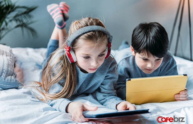 Chuyên gia giáo dục công nghệ tiết lộ: Cha mẹ thông minh đều hỏi 5 câu hỏi này trước khi thêm ứng dụng mới vào điện thoại của con, có vậy trẻ mới phát triển vượt bậc! - Ảnh 2. Chuyên gia giáo dục công nghệ tiết lộ: Cha mẹ thông minh đều hỏi 5 câu hỏi này trước khi thêm ứng dụng mới vào điện thoại của con, có vậy trẻ mới phát triển vượt bậc! - Ảnh 2.