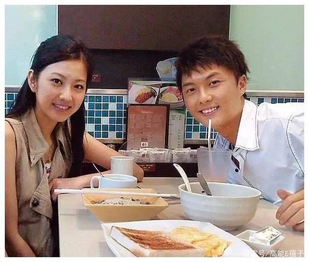 Vụ ngoại tình trơ trẽn nhất lịch sử: Thị đế ruồng bỏ người vợ tào khang, trơ trẽn đưa Tuesday mặt dày dạo thảm đỏ - Ảnh 3. Vụ ngoại tình trơ trẽn nhất lịch sử: Thị đế ruồng bỏ người vợ tào khang, trơ trẽn đưa Tuesday mặt dày dạo thảm đỏ - Ảnh 3.