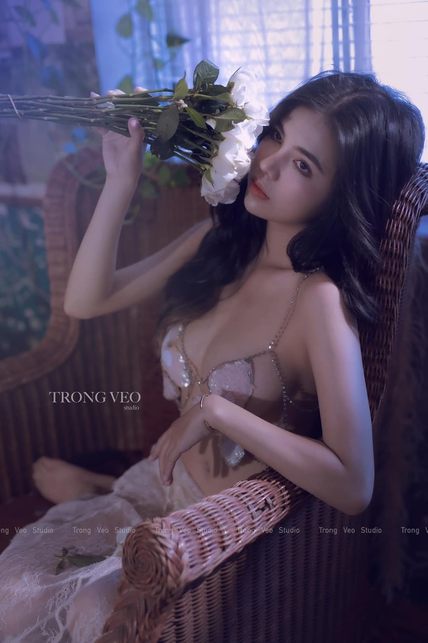 Nữ MC sexy nhất làng game Việt chứng minh danh đúng với thực, khoe trọn body quyến rũ, nuột nà vạn người mê trong bộ ảnh mới - Ảnh 4.