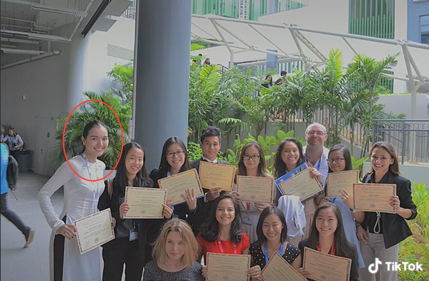 Loạt ảnh Hải Tú thời đi học: Bảo chứng nhan sắc nàng thơ Sơn Tùng, lộ thêm 1 chi tiết chứng tỏ của hiếm - Ảnh 6. Loạt ảnh Hải Tú thời đi học: Bảo chứng nhan sắc nàng thơ Sơn Tùng, lộ thêm 1 chi tiết chứng tỏ của hiếm - Ảnh 6.