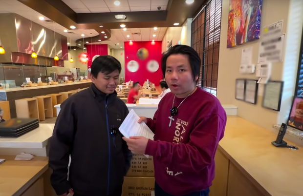 “Chịu chơi” như Khoa Pug nhưng khi kinh doanh nhà hàng cũng mặc cả cực “ác liệt”: Từ 14 tỷ xuống còn 1 con số gây bất ngờ - Ảnh 5. “Chịu chơi” như Khoa Pug nhưng khi kinh doanh nhà hàng cũng mặc cả cực “ác liệt”: Từ 14 tỷ xuống còn 1 con số gây bất ngờ - Ảnh 5.