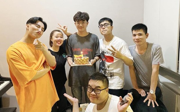 Lóa mắt với visual dàn nghệ sĩ thuộc M-TP: Có đủ từ baby boy đến bad boy, Hải Tú khác biệt nhất? - Ảnh 10. Lóa mắt với visual dàn nghệ sĩ thuộc M-TP: Có đủ từ baby boy đến bad boy, Hải Tú khác biệt nhất? - Ảnh 10.