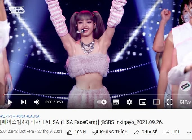 Top fancam nữ bén nhất: Rosé - Lisa (BLACKPINK) dần mất nhiệt, Nayeon (TWICE) má cà chua vẫn lạc quan giữa đám đông - Ảnh 8. Top fancam nữ bén nhất: Rosé - Lisa (BLACKPINK) dần mất nhiệt, Nayeon (TWICE) má cà chua vẫn lạc quan giữa đám đông - Ảnh 8.