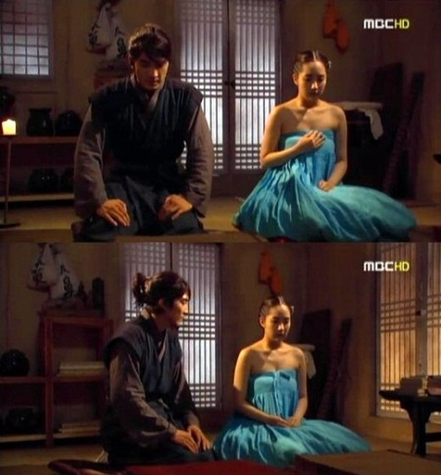 Chỉ lấp ló lộ nửa ngực, 2 mỹ nhân Hàn này phải nhờ tới đóng thế: Park Min Young sợ bị đụng chạm ư? - Ảnh 1. Chỉ lấp ló lộ nửa ngực, 2 mỹ nhân Hàn này phải nhờ tới đóng thế: Park Min Young sợ bị đụng chạm ư? - Ảnh 1.