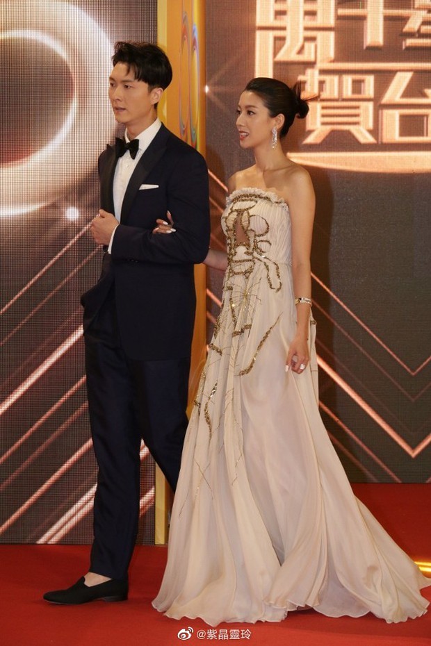 Drama căng đét: Mỹ nhân đình đám TVB gửi lời tuyên chiến với tình địch, ai ngờ Tuesday có màn đáp trả trơ trẽn tại sự kiện - Ảnh 5. Drama căng đét: Mỹ nhân đình đám TVB gửi lời tuyên chiến với tình địch, ai ngờ Tuesday có màn đáp trả trơ trẽn tại sự kiện - Ảnh 5.