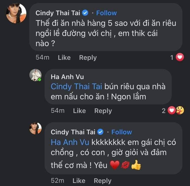 Cô giáo của Xuân Lan bất ngờ có động thái thân thiết với Hà Anh giữa drama cãi nhau ỏm tỏi - Ảnh 4. Cô giáo của Xuân Lan bất ngờ có động thái thân thiết với Hà Anh giữa drama cãi nhau ỏm tỏi - Ảnh 4.