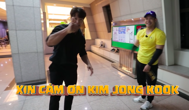 Kim Jong Kook đã thể hiện ra sao mà ghi điểm tuyệt đối tại Running Man Việt? - Ảnh 10. Kim Jong Kook đã thể hiện ra sao mà ghi điểm tuyệt đối tại Running Man Việt? - Ảnh 10.