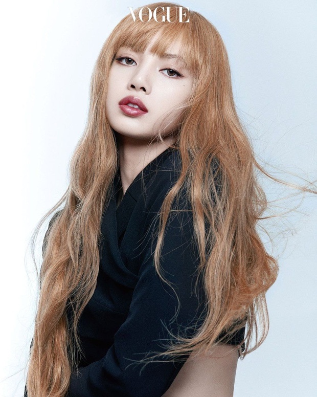 Đã tiêm đủ 2 mũi vaccine, Lisa (BLACKPINK) vẫn nhiễm COVID-19 vì lý do này - Ảnh 2. Đã tiêm đủ 2 mũi vaccine, Lisa (BLACKPINK) vẫn nhiễm COVID-19 vì lý do này - Ảnh 2.