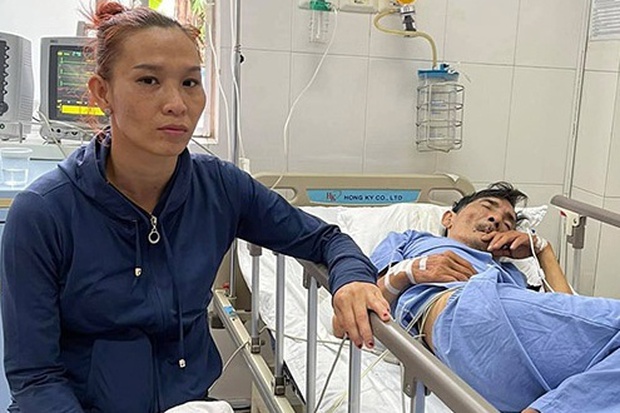 Được quyên góp 800 triệu và 1 chiếc ô tô, sau 8 tháng nghệ sĩ Thương Tín đã không có cả tiền để mua thức ăn - Ảnh 5. Được quyên góp 800 triệu và 1 chiếc ô tô, sau 8 tháng nghệ sĩ Thương Tín đã không có cả tiền để mua thức ăn - Ảnh 5.