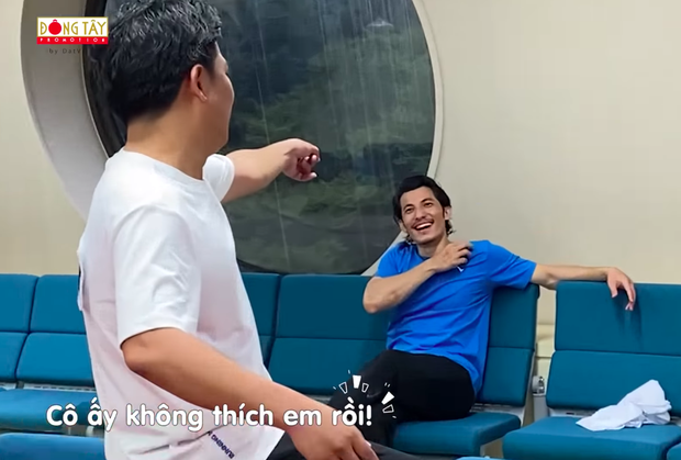 Liên Bỉnh Phát bạo dạn tán gái ở Hàn Quốc khi quay Running Man, vừa gặp đã thẳng thừng: Kiss me - Ảnh 7. Liên Bỉnh Phát bạo dạn tán gái ở Hàn Quốc khi quay Running Man, vừa gặp đã thẳng thừng: Kiss me - Ảnh 7.