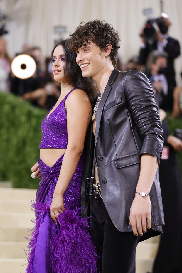 Đi Met Gala về là toang: Shawn Mendes dớp chia tay cả Camila lẫn vợ Justin, Selena Gomez và Gigi Hadid cũng chung số phận - Ảnh 4. Đi Met Gala về là toang: Shawn Mendes dớp chia tay cả Camila lẫn vợ Justin, Selena Gomez và Gigi Hadid cũng chung số phận - Ảnh 4.