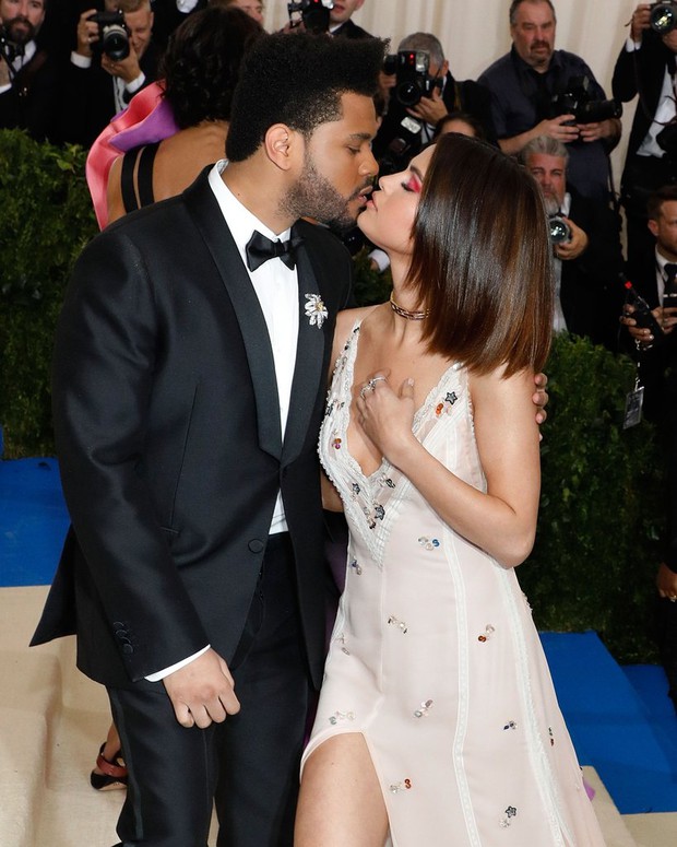 Đi Met Gala về là toang: Shawn Mendes dớp chia tay cả Camila lẫn vợ Justin, Selena Gomez và Gigi Hadid cũng chung số phận - Ảnh 12. Đi Met Gala về là toang: Shawn Mendes dớp chia tay cả Camila lẫn vợ Justin, Selena Gomez và Gigi Hadid cũng chung số phận - Ảnh 12.