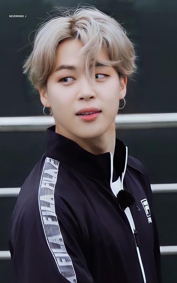 Top idol nam sáng nhất YouTube năm nay: Thành viên nổi tiếng nhất BTS bất ngờ tụt hạng, tường thành gen 2 mãi đỉnh! - Ảnh 7. Top idol nam sáng nhất YouTube năm nay: Thành viên nổi tiếng nhất BTS bất ngờ tụt hạng, tường thành gen 2 mãi đỉnh! - Ảnh 7.