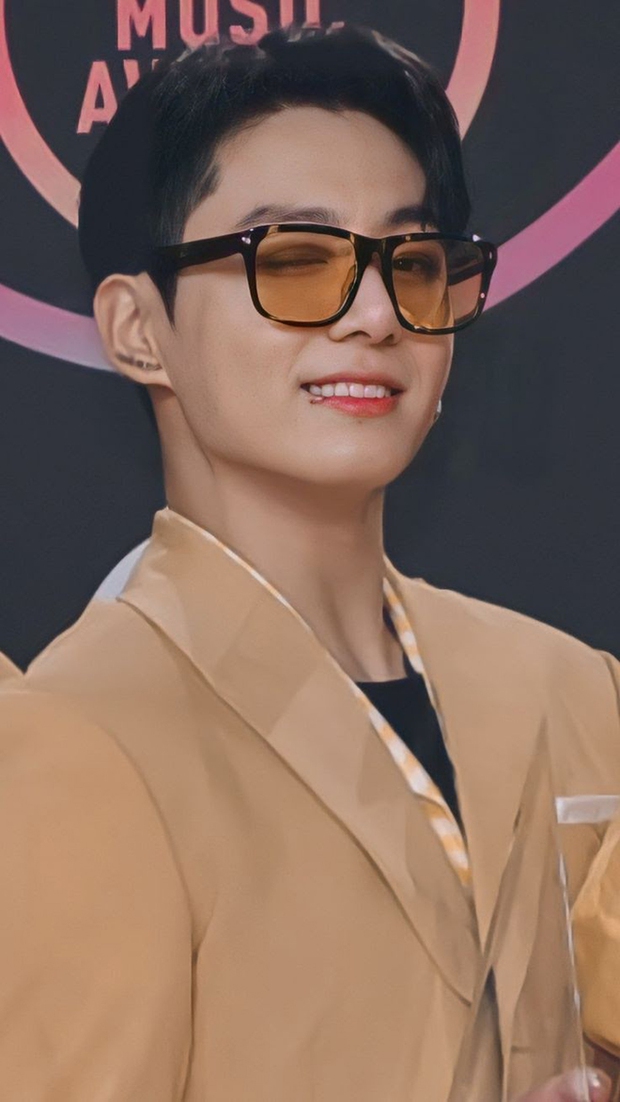 Top idol nam sáng nhất YouTube năm nay: Thành viên nổi tiếng nhất BTS bất ngờ tụt hạng, tường thành gen 2 mãi đỉnh! - Ảnh 10. Top idol nam sáng nhất YouTube năm nay: Thành viên nổi tiếng nhất BTS bất ngờ tụt hạng, tường thành gen 2 mãi đỉnh! - Ảnh 10.