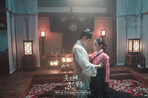 Rating phim Song Hye Kyo và Jeon Ji Hyun vẫn thua đau một bom tấn cổ trang, lê lết mãi cũng chẳng khá lên nổi - Ảnh 1.