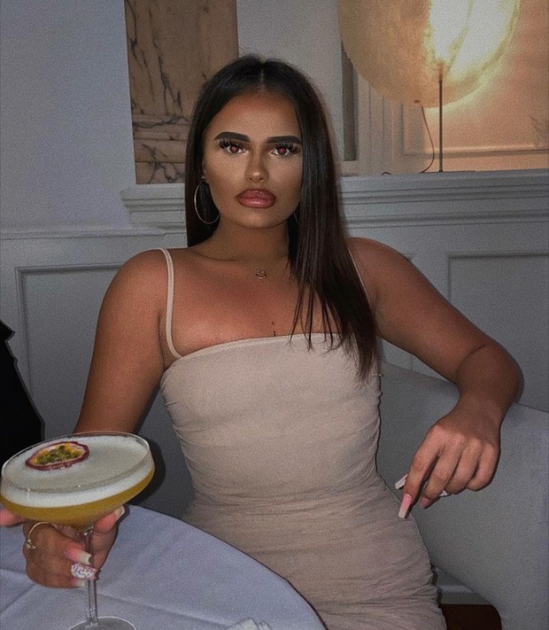 Quẹt Tinder trúng tiểu thư nhà triệu phú, chàng trai được cung phụng hết mực, 9 tháng sau quay sang đá nàng vì ly do không tưởng - Ảnh 4.