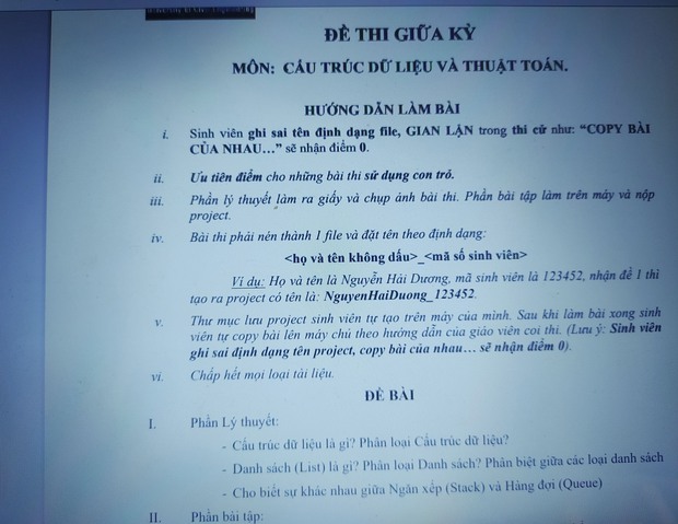 Cho thi online giữa kỳ, thầy giáo nhẹ nhàng ghi 1 dòng, đọc xong học trò tái mặt không thể gian lận lấy một chữ! - Ảnh 1. Cho thi online giữa kỳ, thầy giáo nhẹ nhàng ghi 1 dòng, đọc xong học trò tái mặt không thể gian lận lấy một chữ! - Ảnh 1.