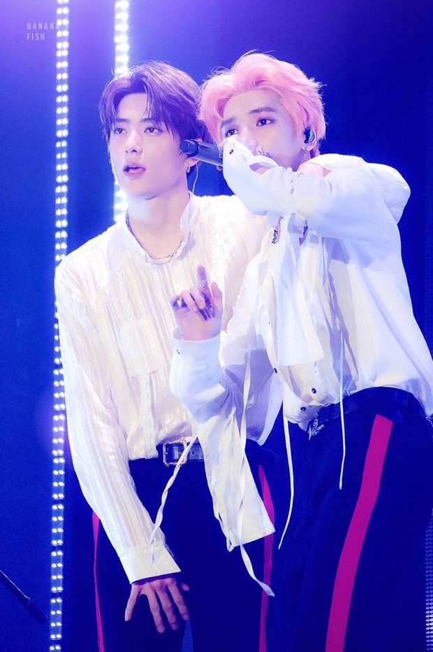 Nam idol nhà SM bất ngờ công khai người yêu là thành viên cùng nhóm, OTP đã thành đôi ngoài đời thực? - Ảnh 9. Nam idol nhà SM bất ngờ công khai người yêu là thành viên cùng nhóm, OTP đã thành đôi ngoài đời thực? - Ảnh 9.