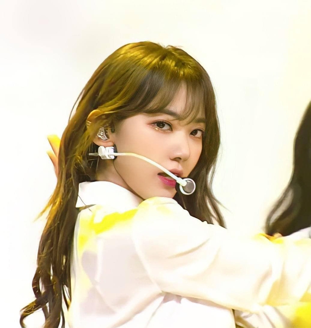 Chảo lửa nhan sắc nhóm nữ Gen 4: aespa và ITZY có đủ sức kèn cựa em gái BTS và BLACKPINK không? - Ảnh 19. Chảo lửa nhan sắc nhóm nữ Gen 4: aespa và ITZY có đủ sức kèn cựa em gái BTS và BLACKPINK không? - Ảnh 19.
