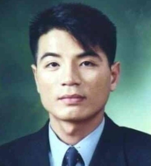 Sát nhân áo mưa vàng Yoo Young-chul - tên cuồng sát bệnh hoạn ám ảnh cả Hàn Quốc bằng tội ác man rợ - Ảnh 1. Sát nhân áo mưa vàng Yoo Young-chul - tên cuồng sát bệnh hoạn ám ảnh cả Hàn Quốc bằng tội ác man rợ - Ảnh 1.