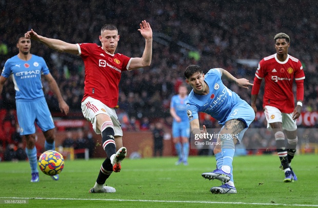 Ronaldo hết phép, MU thua tâm phục khẩu phục trước đại kình địch Man City ngay tại Old Trafford - Ảnh 3.