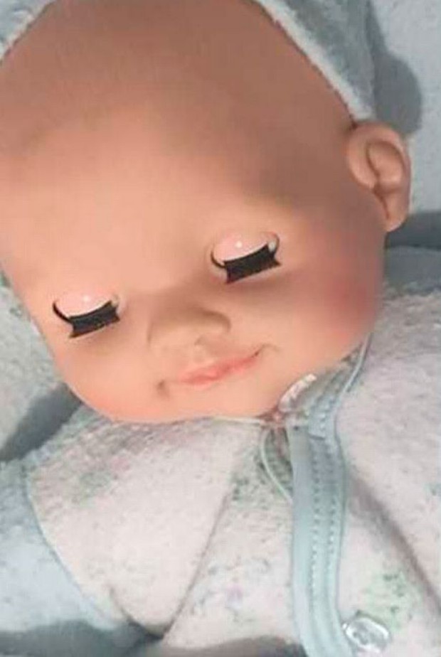 Con trai mới sinh bỗng biến thành búp bê vô hồn, bố mẹ chết điếng khi nghe tin dữ từ bác sĩ - Ảnh 3. Con trai mới sinh bỗng biến thành búp bê vô hồn, bố mẹ chết điếng khi nghe tin dữ từ bác sĩ - Ảnh 3.