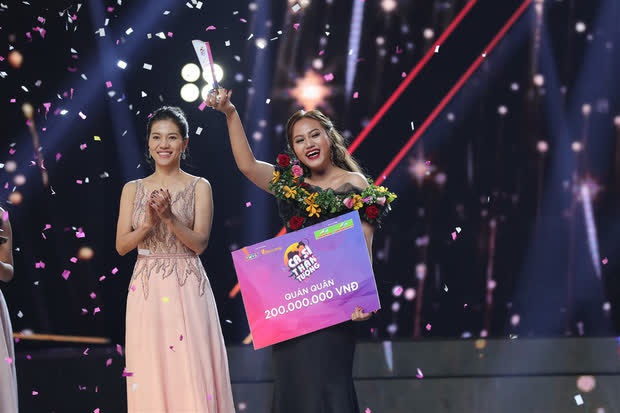Profile nữ ca sĩ tại Rap Việt: Là con của cố ca sĩ sư tử Kim Loan, tân binh Vpop từng khiến Hồ Ngọc Hà nổi da gà vì quá giống - Ảnh 11.